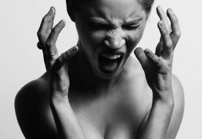 Un minuto di rabbia causa sei ore di danni al corpo 
